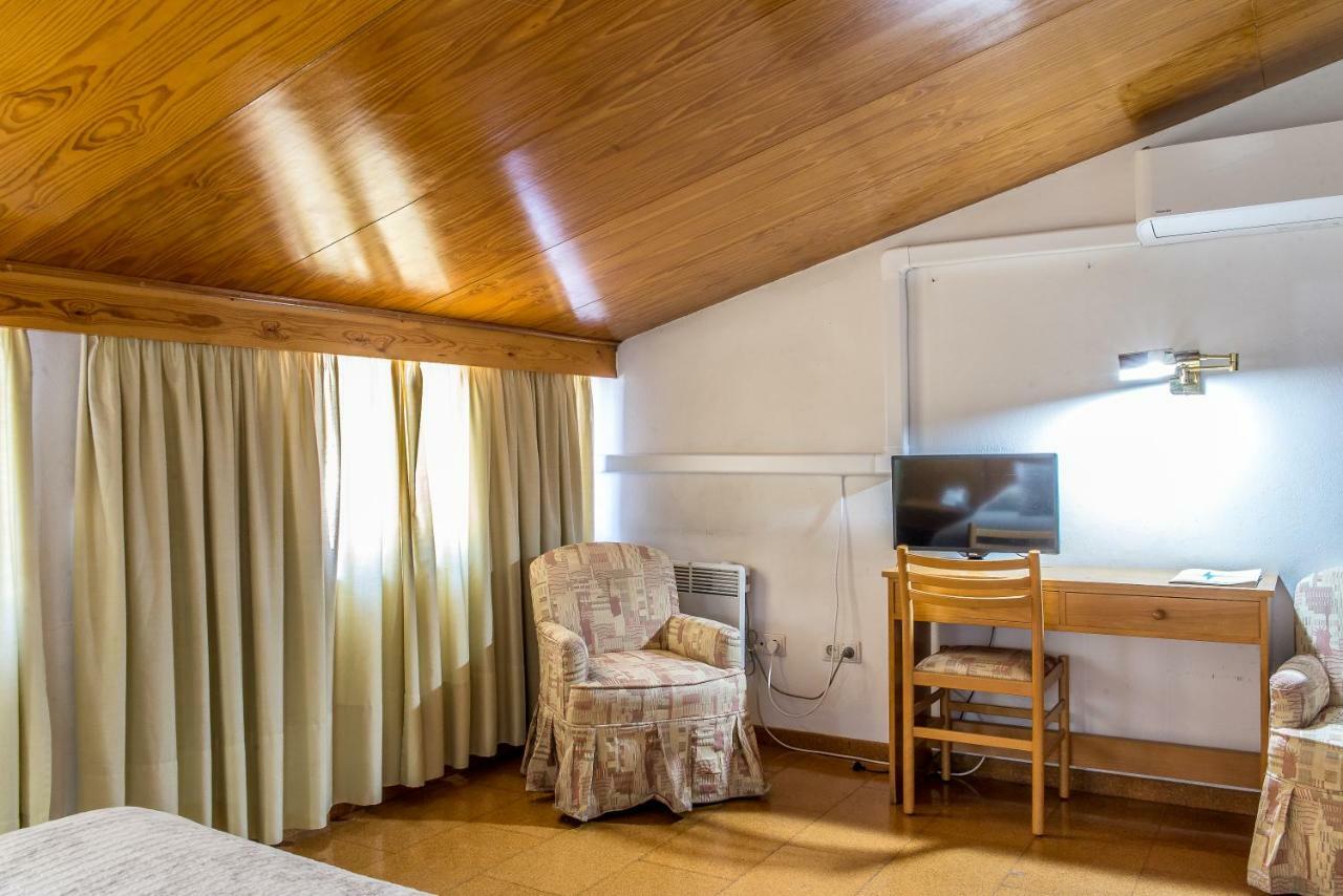 Hotel Sierra De Aracena Ngoại thất bức ảnh
