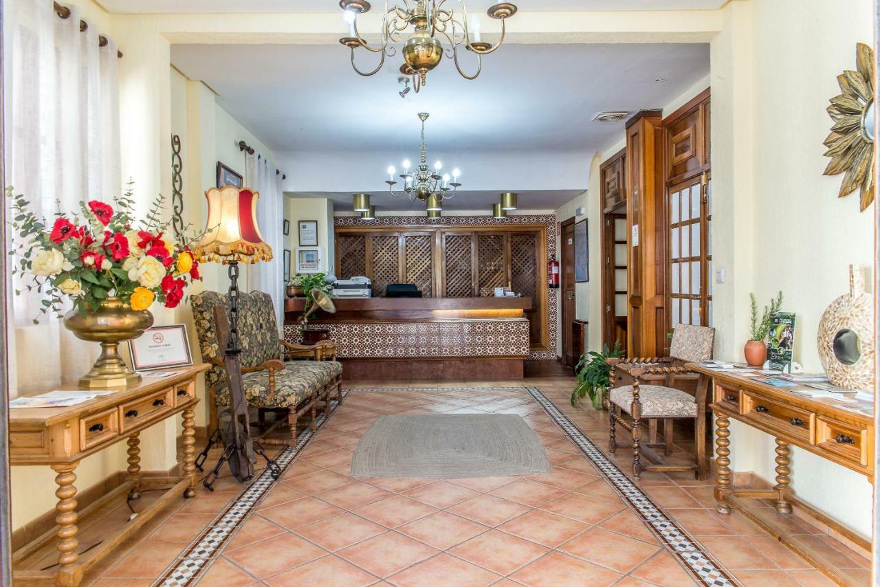 Hotel Sierra De Aracena Ngoại thất bức ảnh